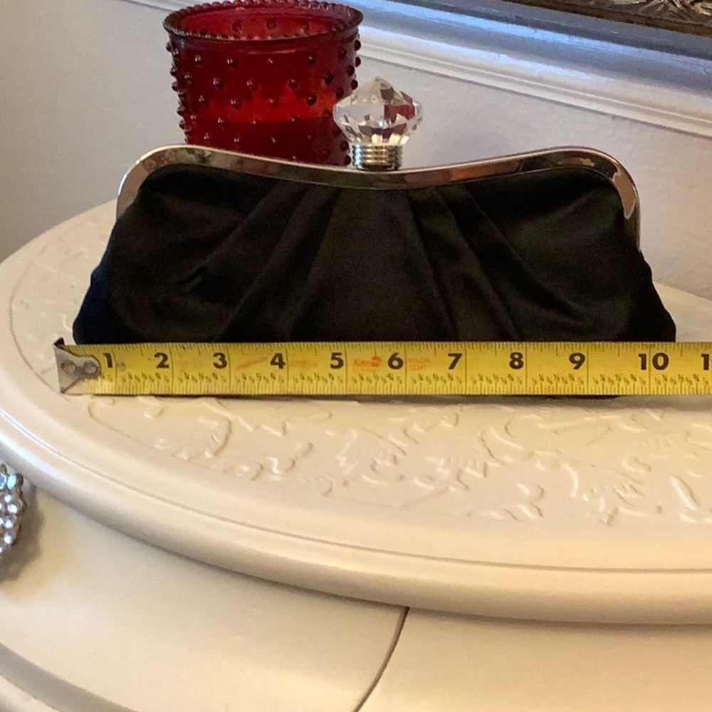 Kate Landry clutch / shoulder strap